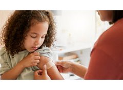 Strong backing for child virus vaccination